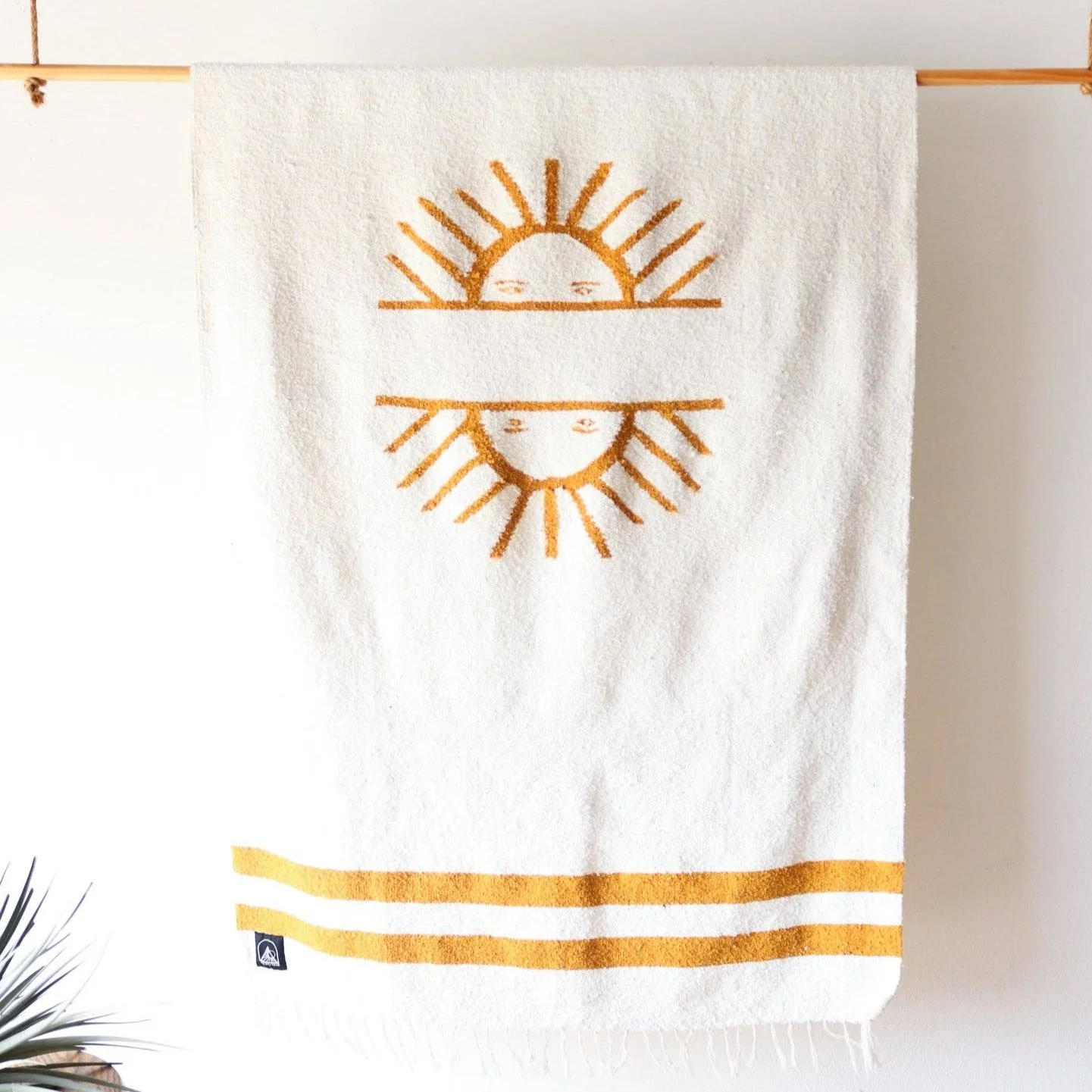 Amigas Del Sol // Handwoven Blanket