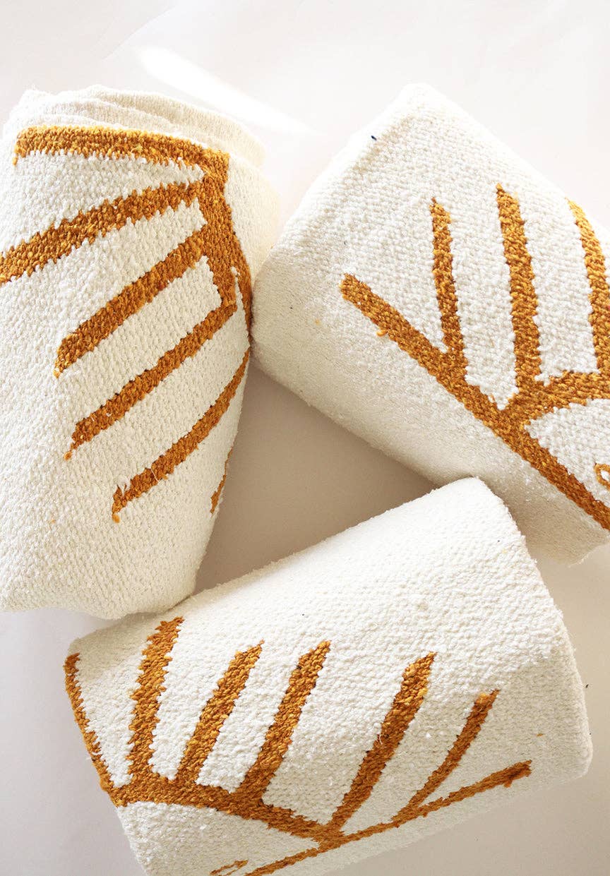 Amigas Del Sol // Handwoven Blanket - Image 5