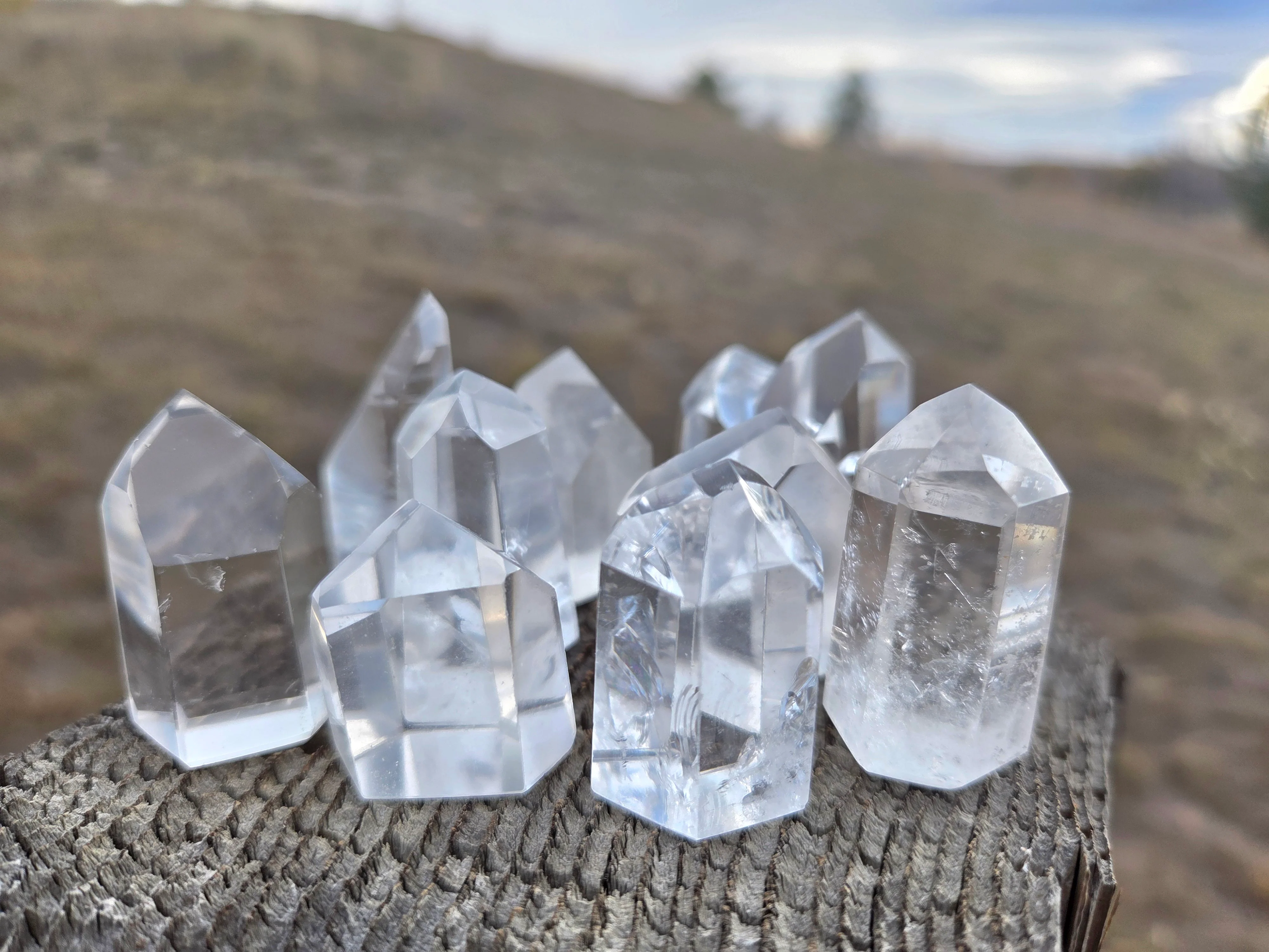 Clear Quartz Towers (Grade A to Exquisite) - Size B - Image 3
