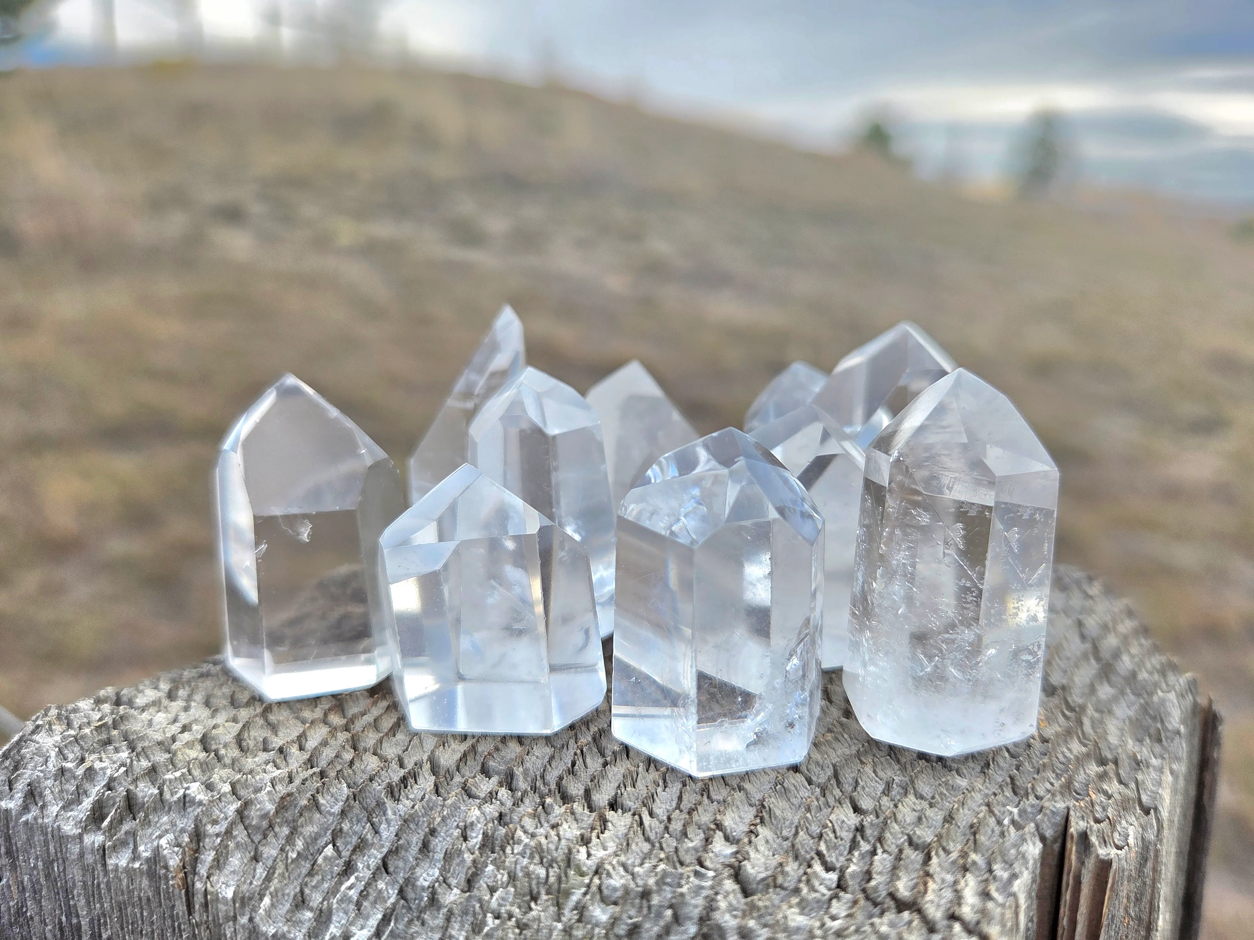 Clear Quartz Towers (Grade A to Exquisite) - Size B - Image 4