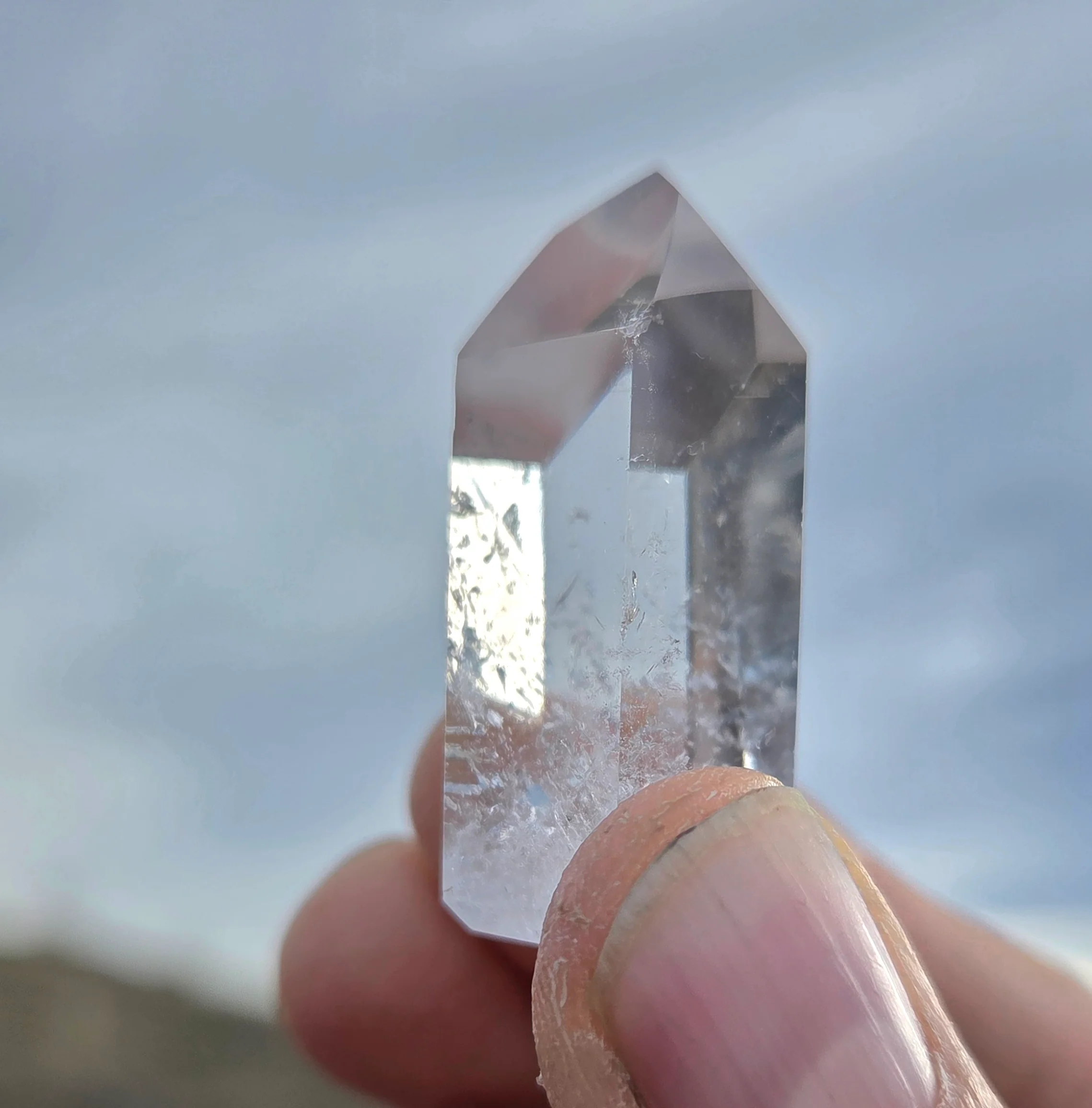 Clear Quartz Towers (Grade A to Exquisite) - Size B - Image 6