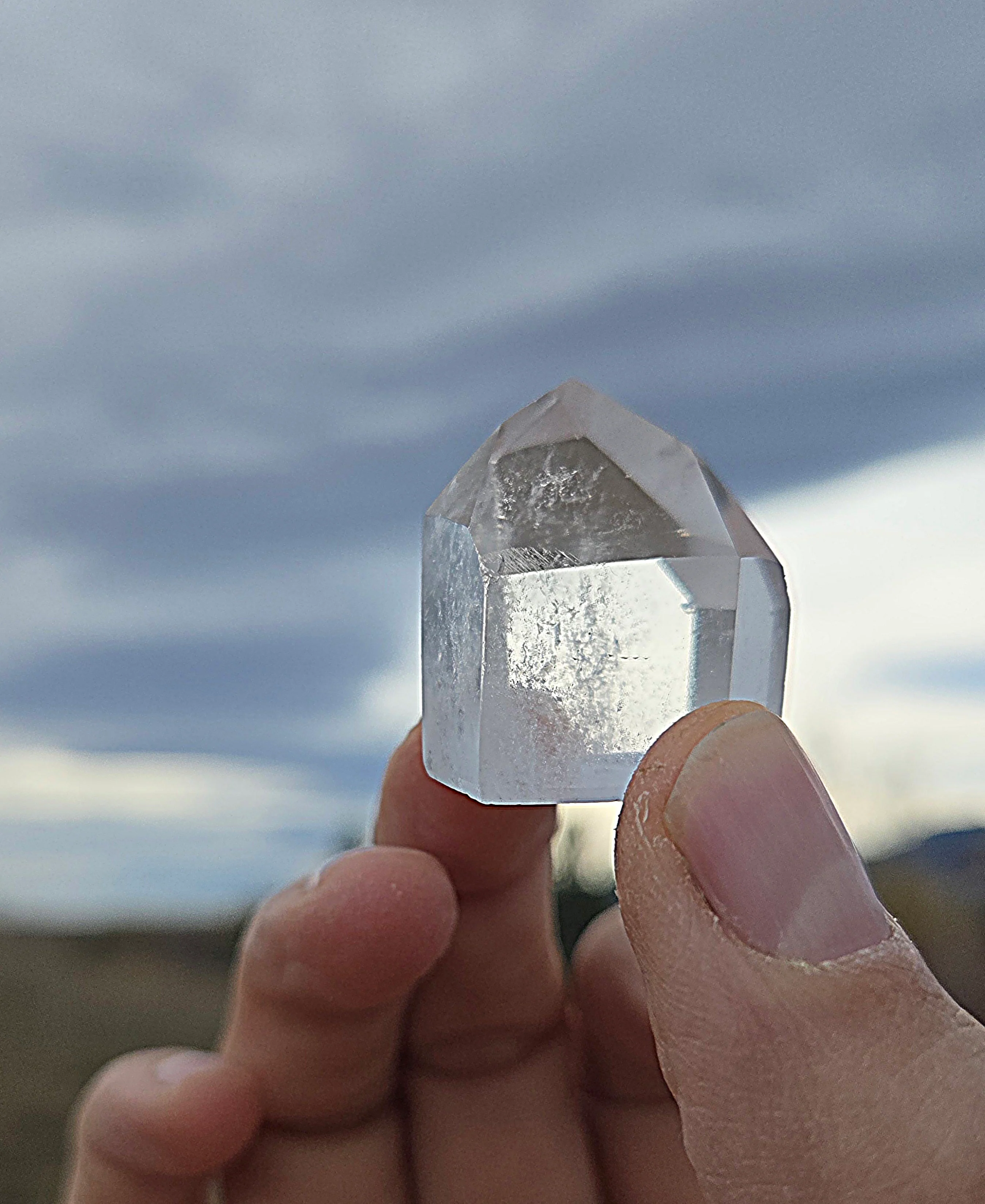 Clear Quartz Towers (Grade A to Exquisite) - Size C - Image 12