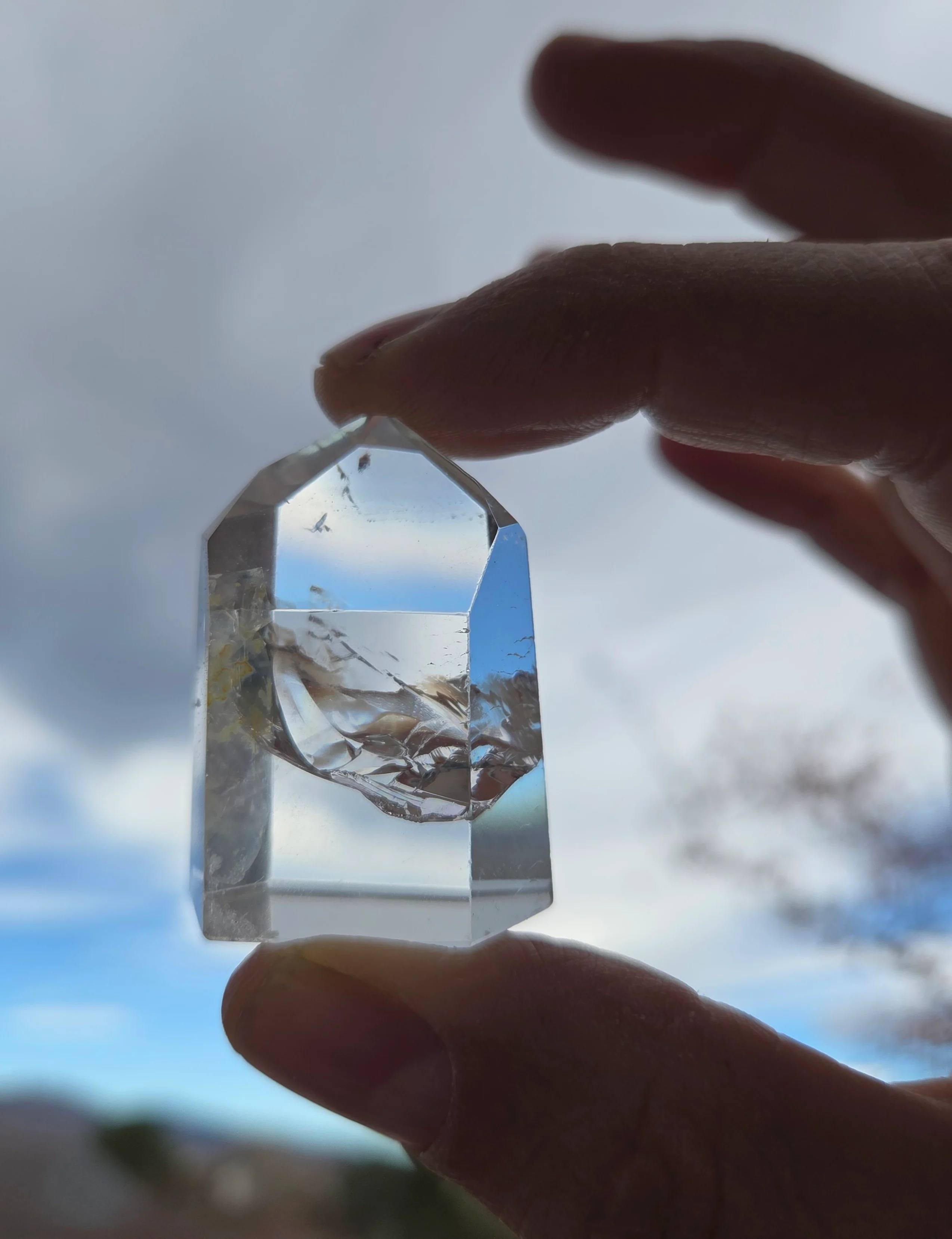 Clear Quartz Towers (Grade A to Exquisite) - Size C - Image 14