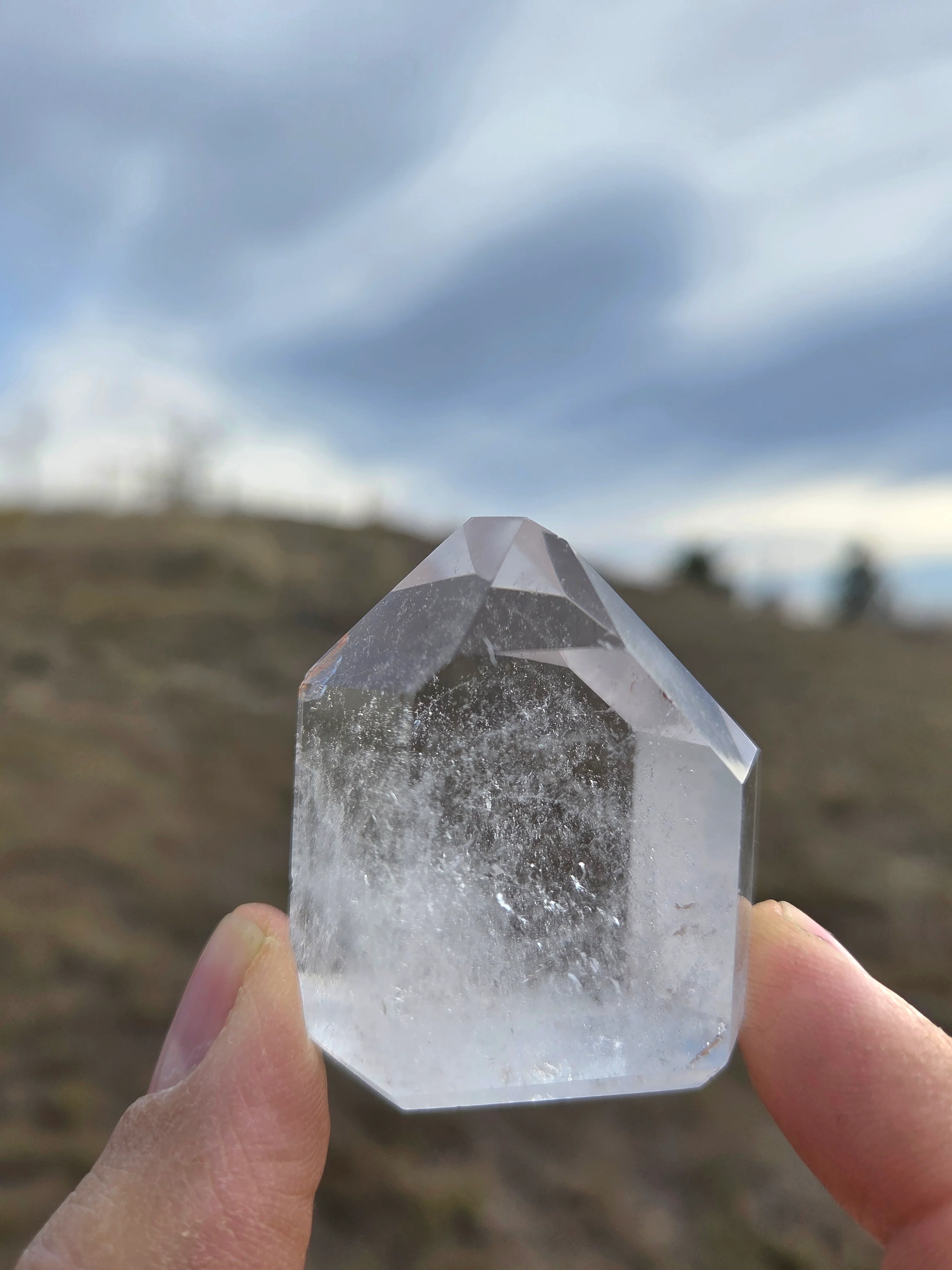 Clear Quartz Towers (Grade A to Exquisite) - Size D - Image 3