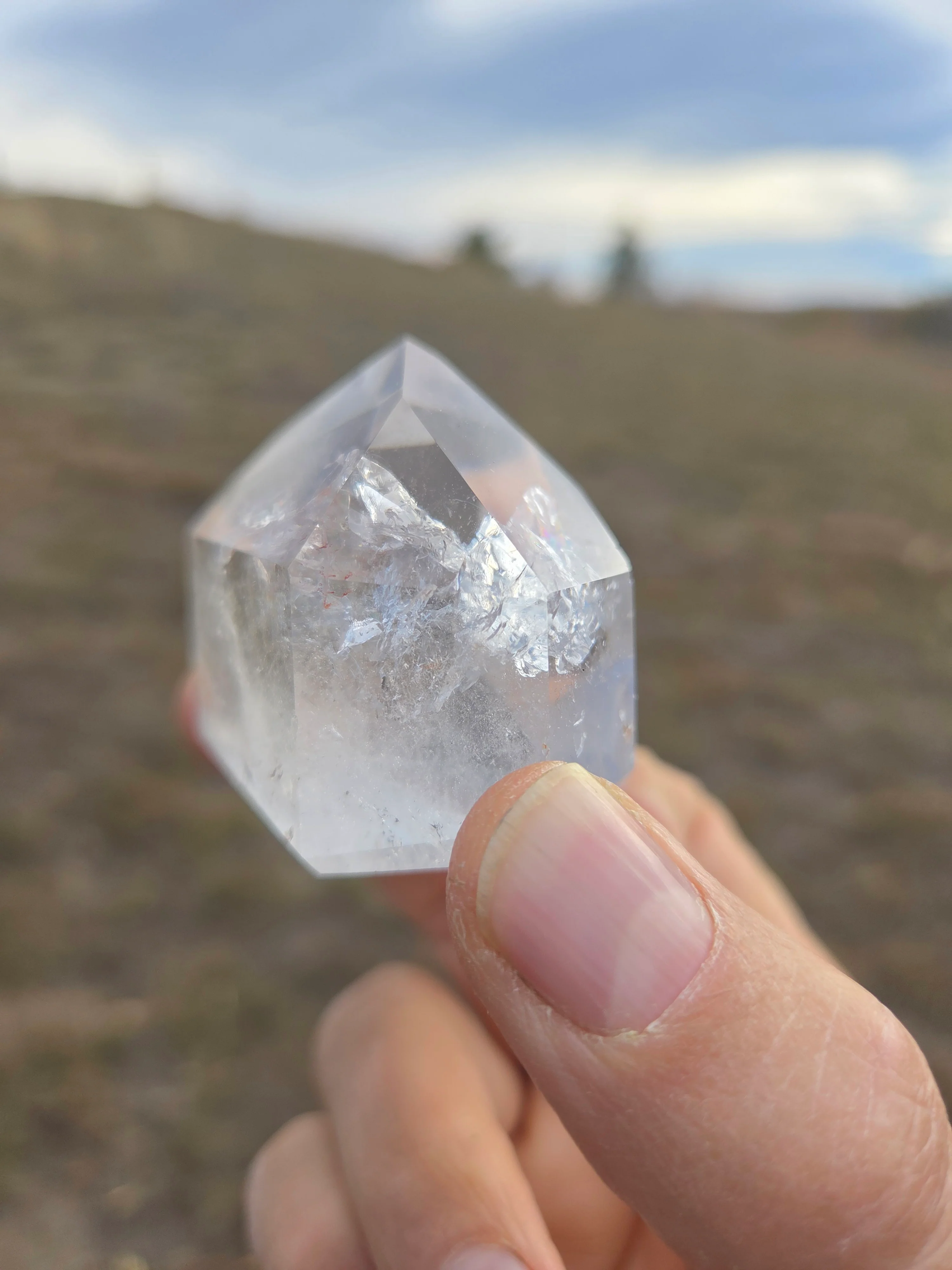 Clear Quartz Towers (Grade A to Exquisite) - Size F - Image 8
