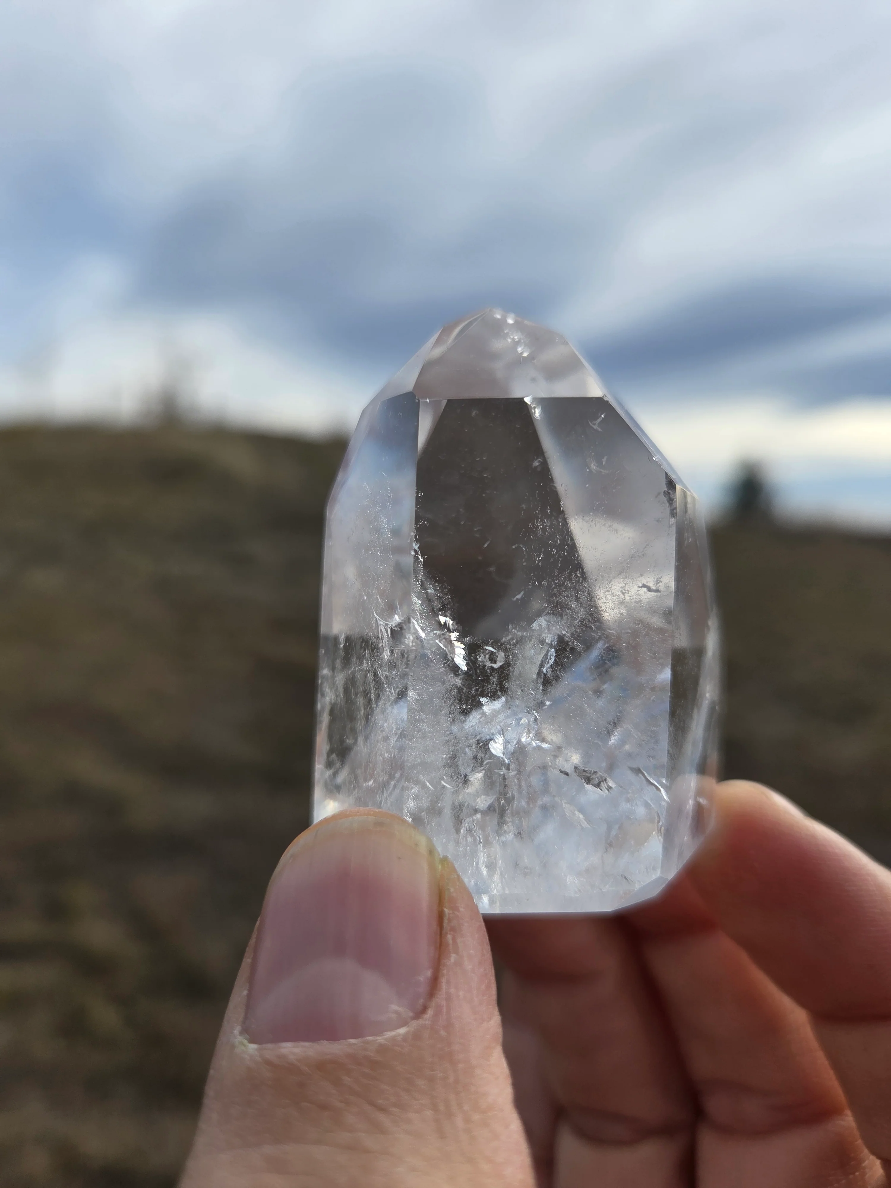 Clear Quartz Towers (Grade A to Exquisite) - Size G - Image 8