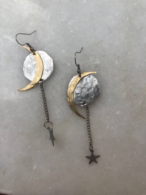 Eclipse Moon and Dangling Star Earrings - Image 3
