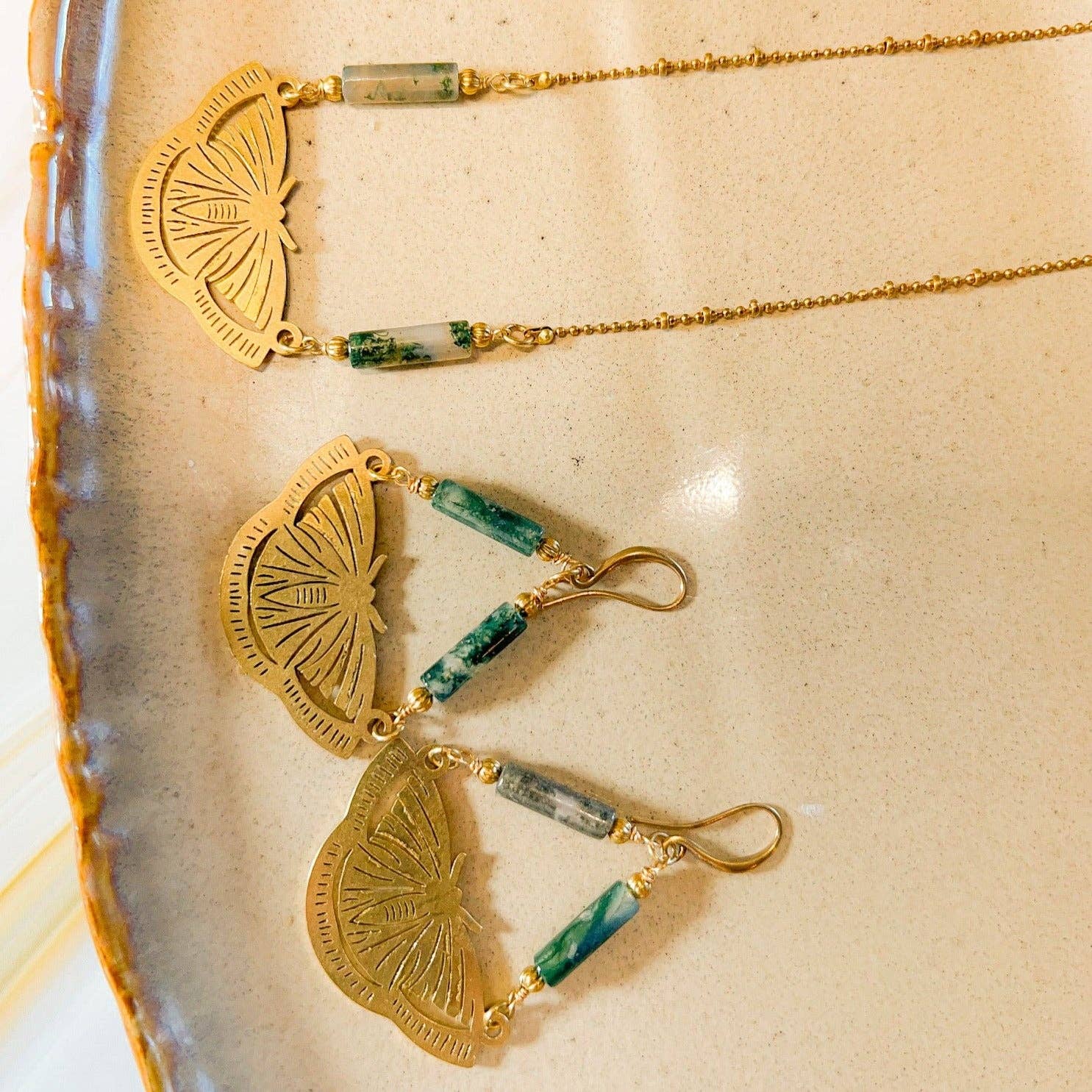 Foresta: Moss Agate Moth Earring - Image 4