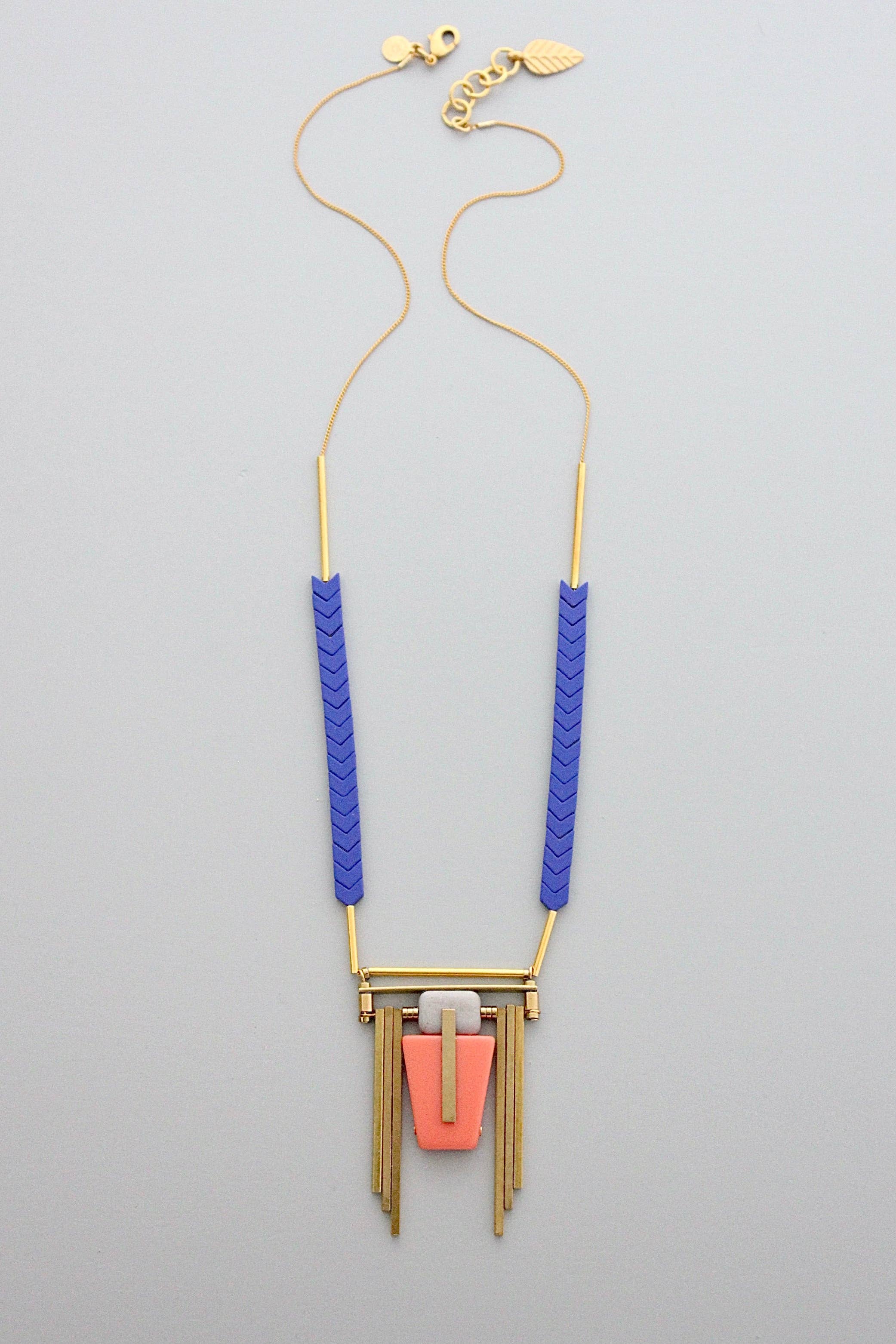Blue and Coral Art Deco Chain Necklace - Image 4