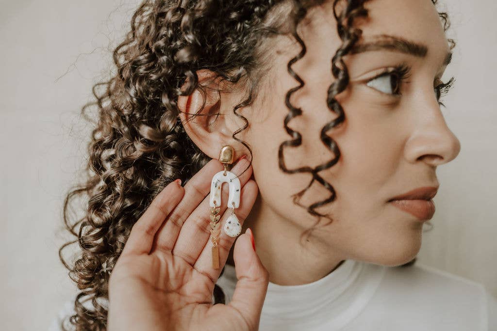 Gold Cheetah & Leaf Chain Earrings - Image 7