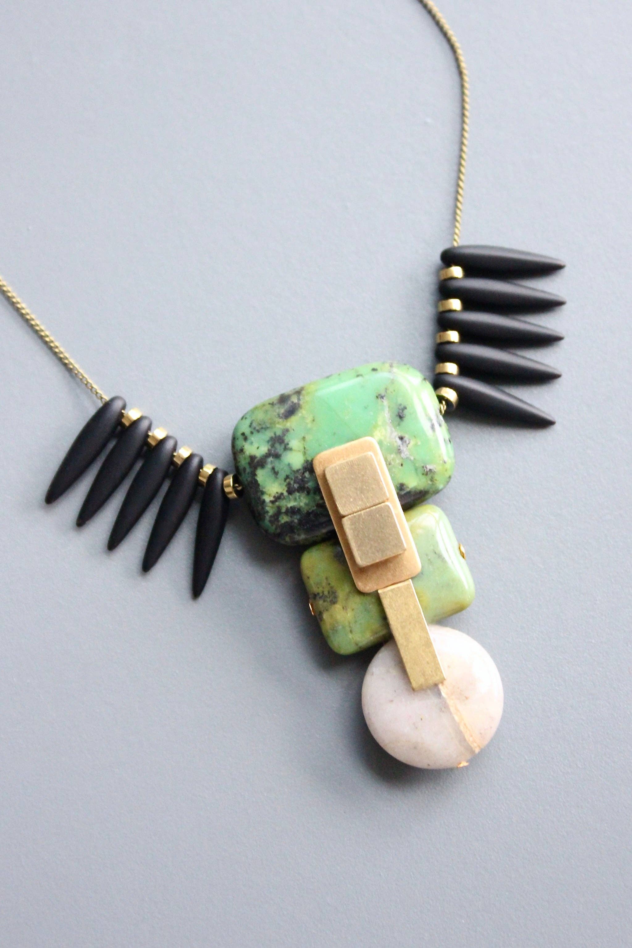 Jasper and Jet Glass Pendant Necklace - Image 3