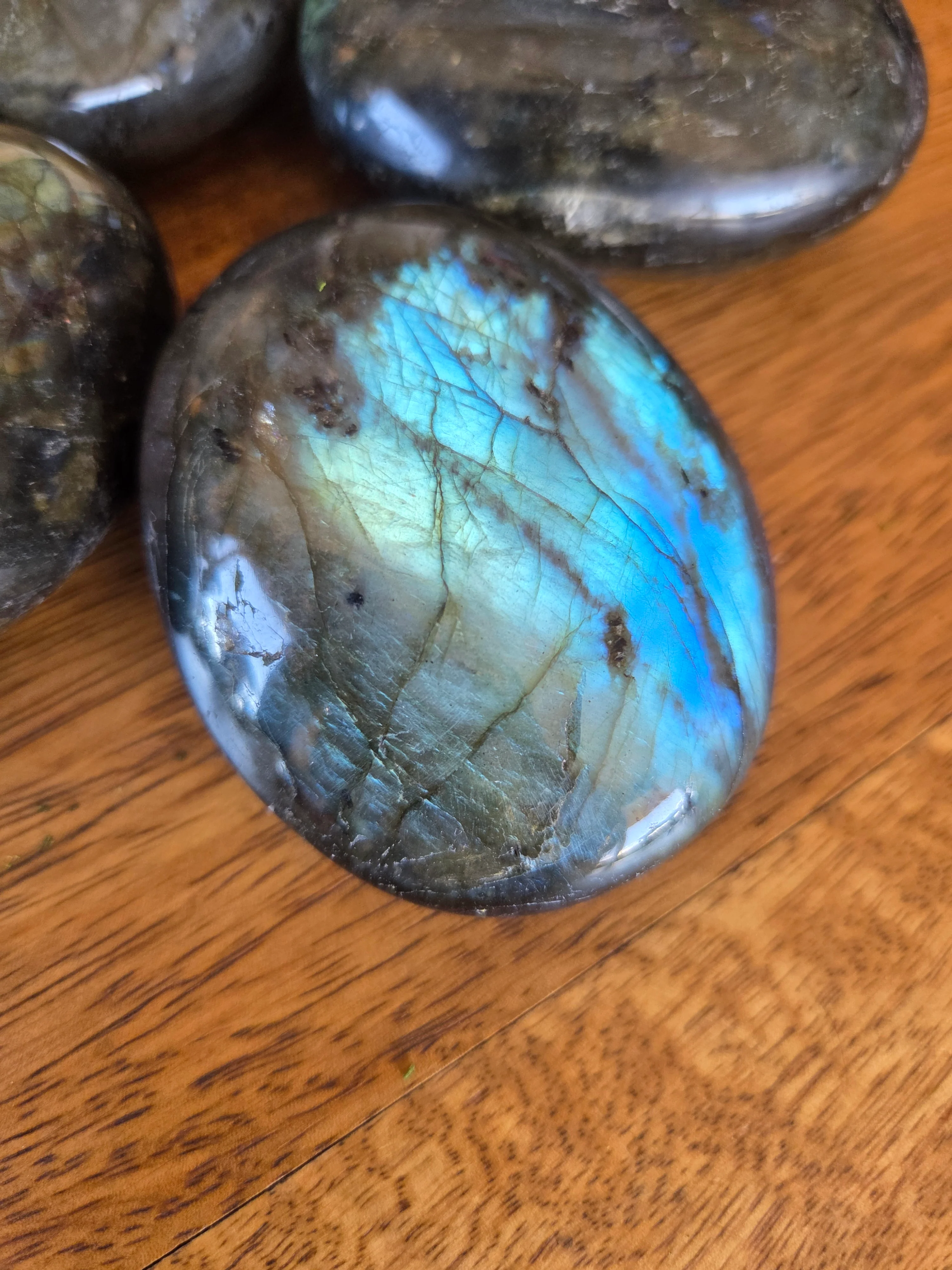 Labradorite Palm Stones - Large Size - Image 13