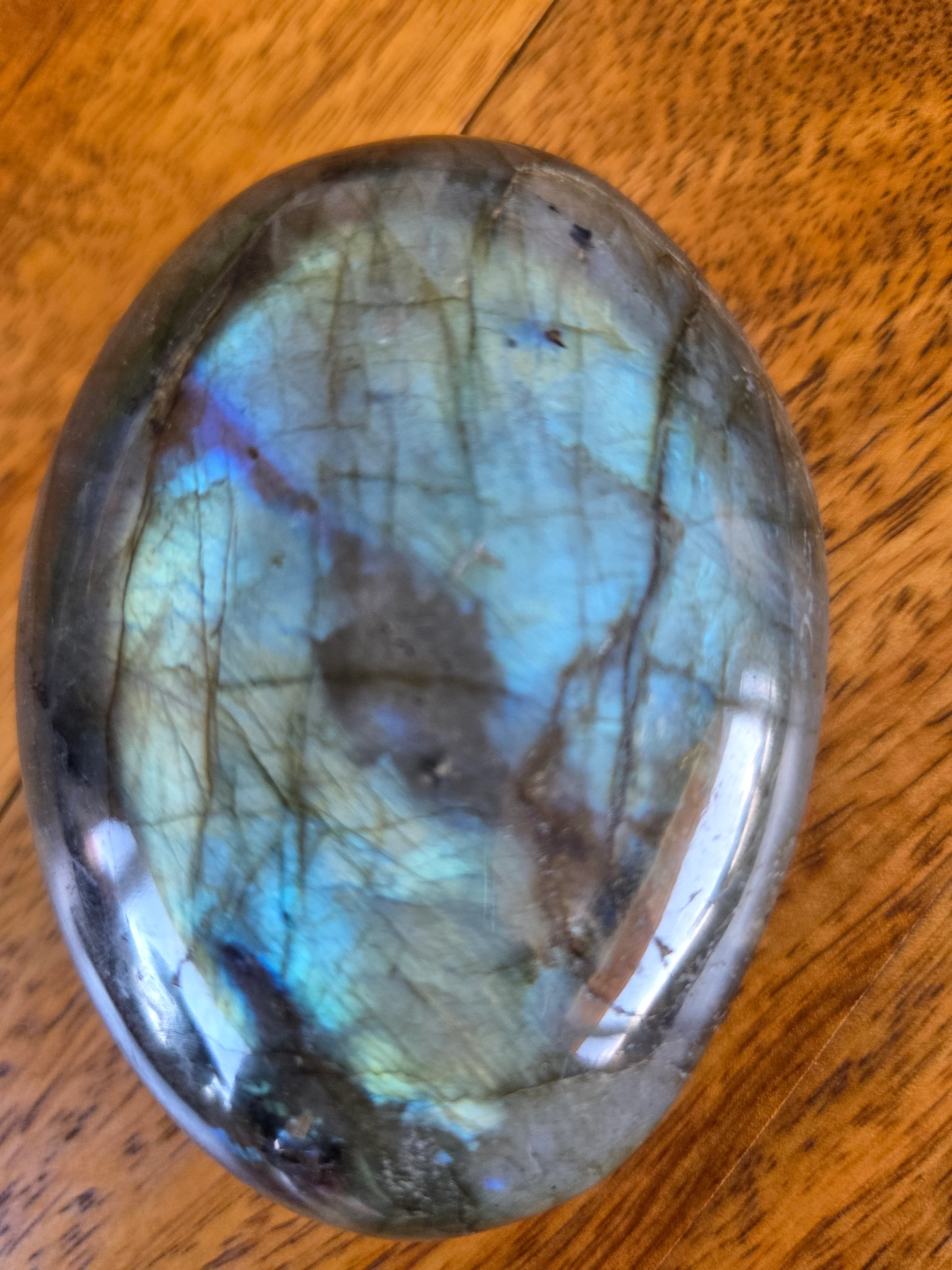 Labradorite Palm Stones - Large Size - Image 14