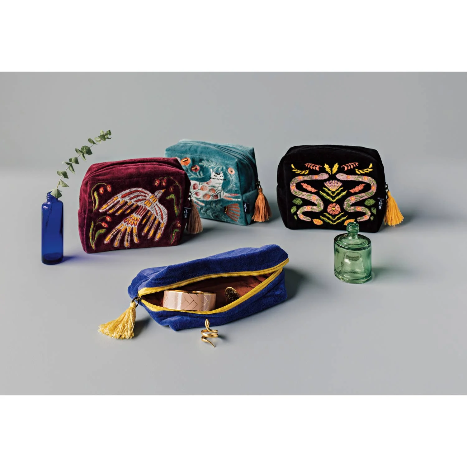 Plume Embroidered Pouch - Image 2