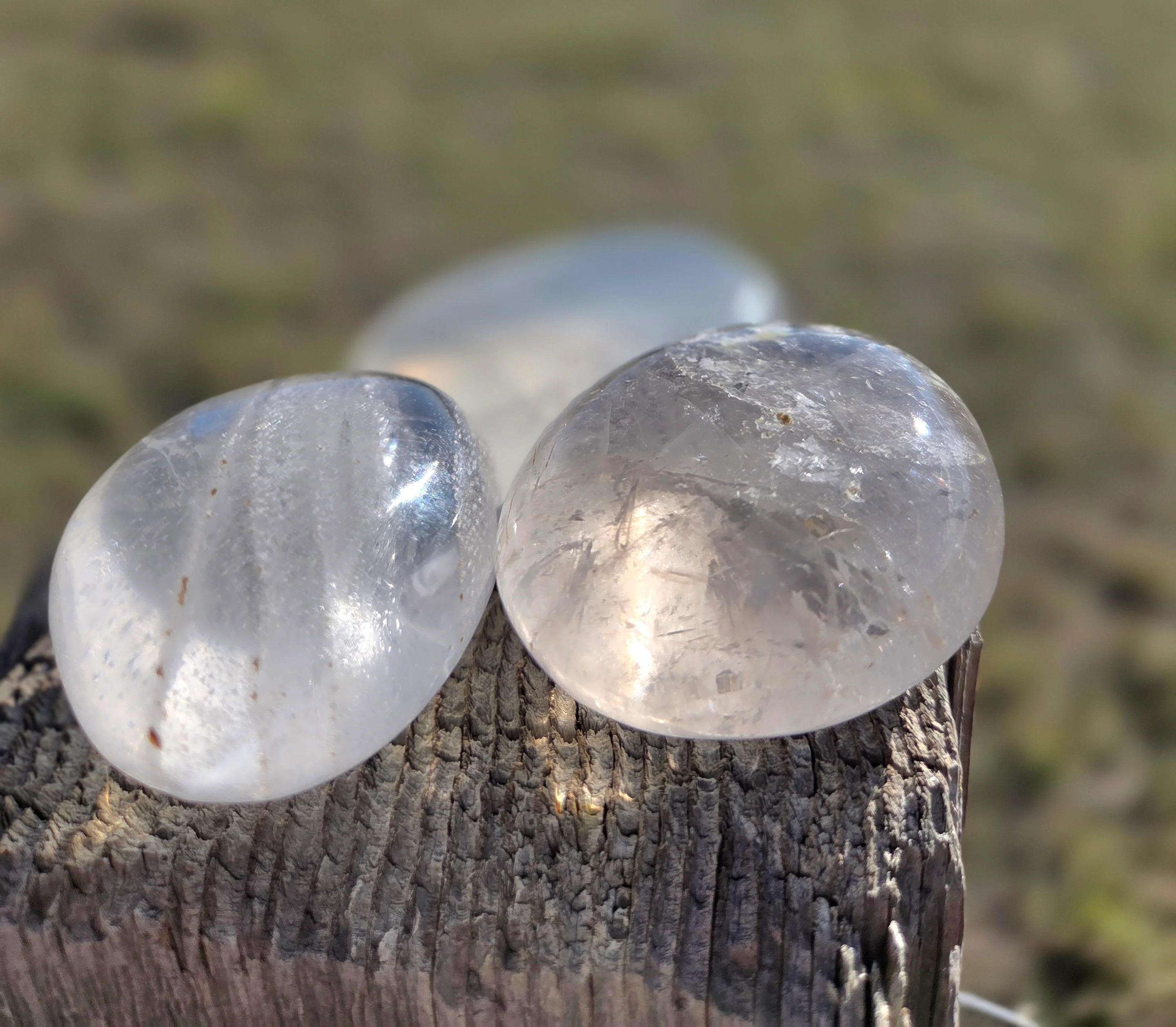 Quartz Palm Stone - Image 3