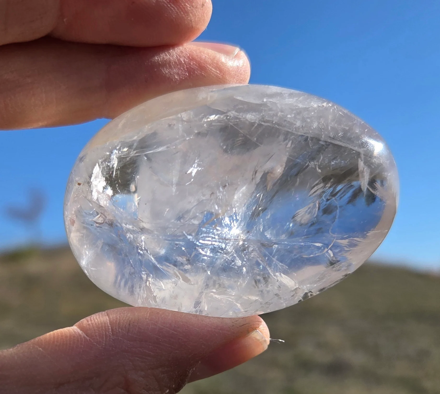 Quartz Palm Stone - Image 5