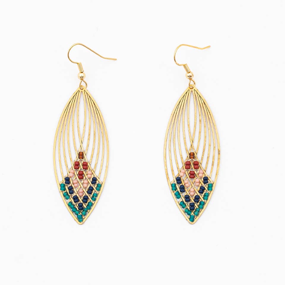 Swooping Oval Earring - Image 3