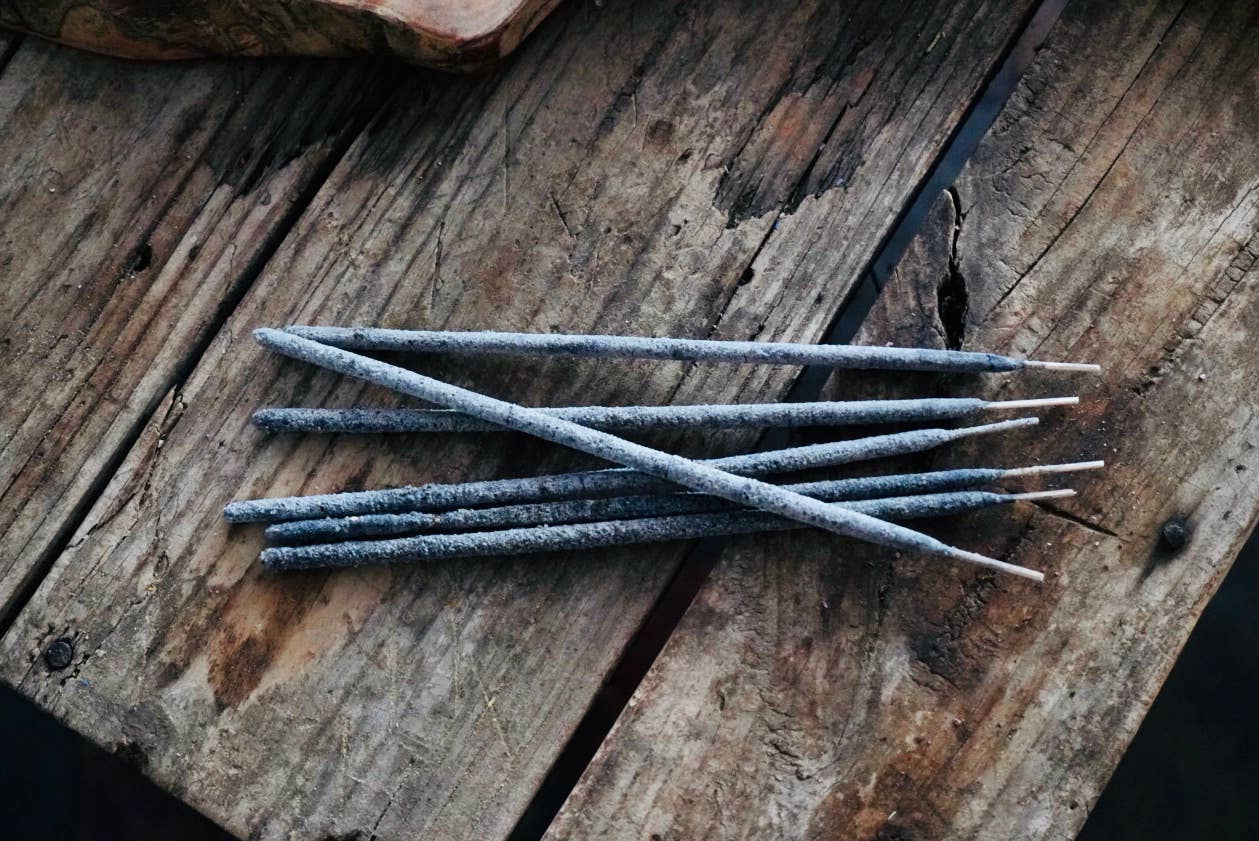 White Copal Incense Sticks – Sacred Purification & Divine Connection - Image 2